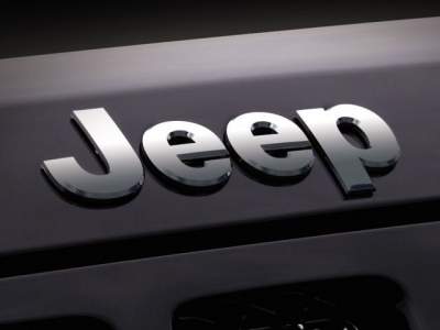 Jeep анонсировал пять новых моделей