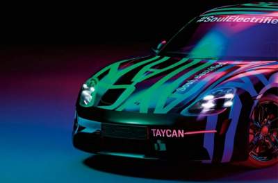 Porsche показала электрокар Taycan