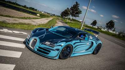 Гиперкар Bugatti Veyron получил элементы из платины