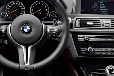 Седан BMW 3 E36 получил необычный тюнинг