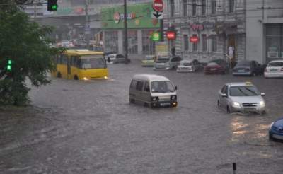Эксперт рассказал, как защитить машину от затопления