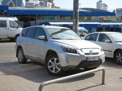 В Украине выставили на продажу уникальный электромобиль