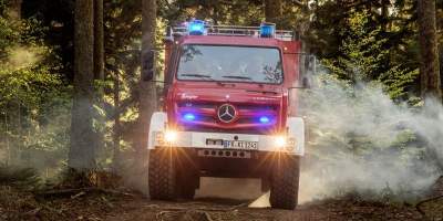 Mercedes показал интересный пожарный автомобиль