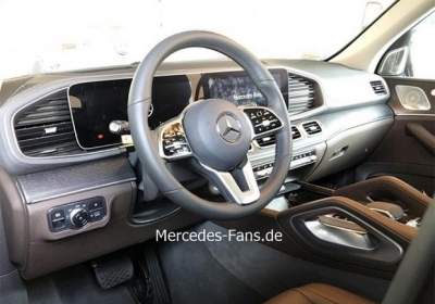 Рассекречен интерьер обновленного Mercedes-Benz GLE