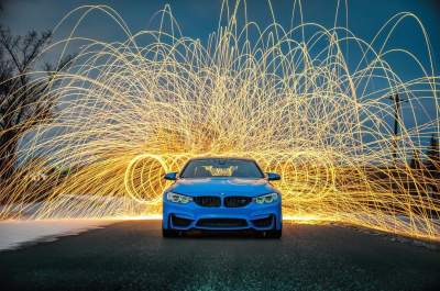 BMW пошутила над Audi на фото нового М4