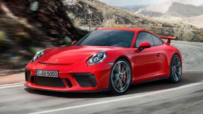 Стало известно, как будет выглядеть новый Porsche 911 GTS