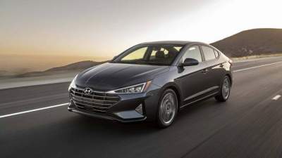 Hyundai назвала стоимость новой версии Elantra