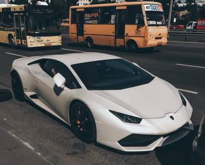 В Украине видели новый суперкар Lamborghini
