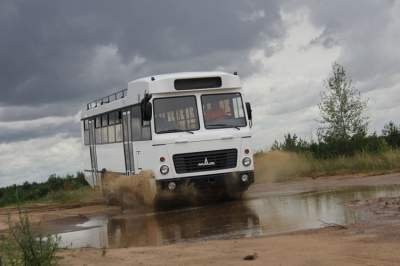 В Белоруссии выпустят автобус для африканских дорог