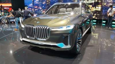Названы сроки премьеры большого вседорожника BMW X7