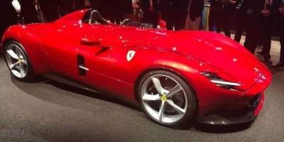 Ferrari представила две новые модели
