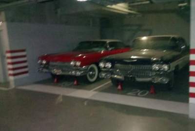 В Киеве видели два 60-летних Cadillac Eldorado