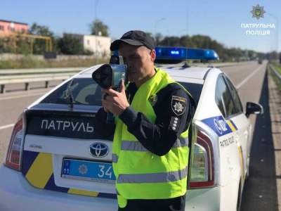 Украинским водителям дали совет, как вести себя с новыми радарами