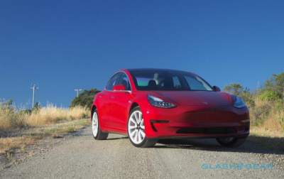 Tesla анонсировала мощное обновление для Model 3