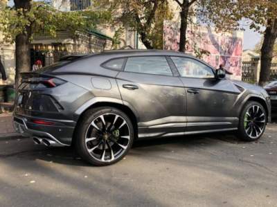 В Украине видели новый кроссовер Lamborghini Urus