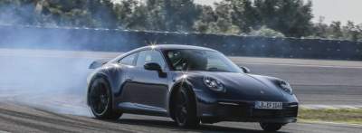Porsche 911 "засекли" на экстремальных тестах
