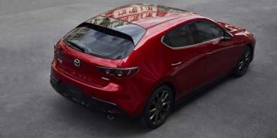 Mazda презентовала новую "тройку"