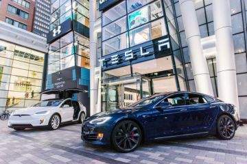 Продажи Tesla сократились до рекордного минимума