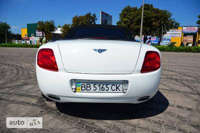В Сети показали украинские подделки Rolls-Royce и Bentley