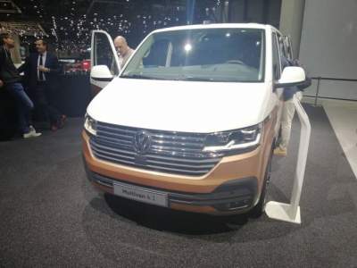 Volkswagen показал новый микроавтобус класса люкс