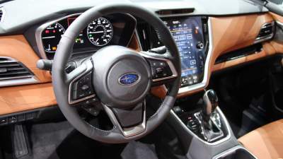 Subaru презентовала обновленный Legacy