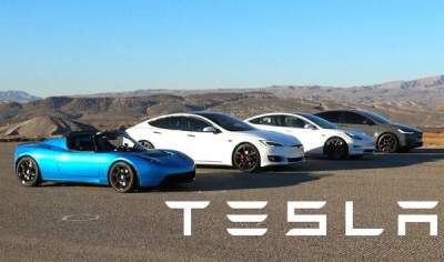 В Сети показали, какой из электрокаров Tesla самый быстрый