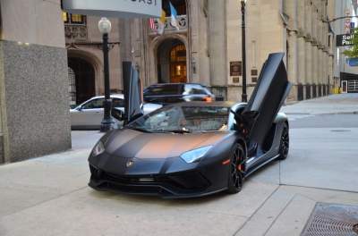 Суперкар Lamborghini Aventador получил гламурный тюнинг