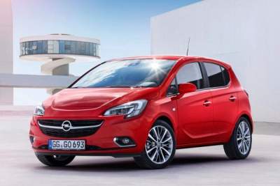 В Сети показали Opel Corsa с квадратными колесами