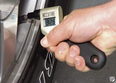 Влияет ли снижение давления в шинах на проходимость авто