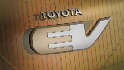 В Toyota рассказали, будут ли создавать электрокар