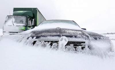 Эксперты назвали главные ошибки водителей при прогревании авто в мороз
