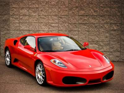 Владелец  Ferrari отсудил 5,8 миллиона долларов у автосалона