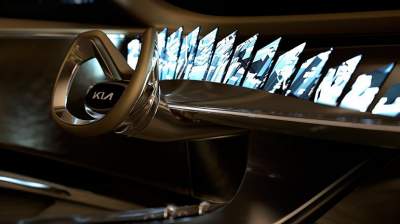 Kia анонсировала электрокар с необычным рулем