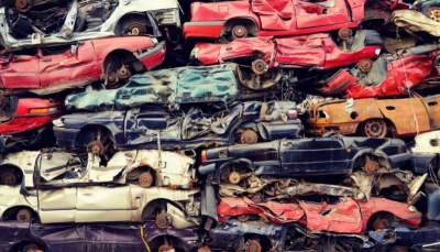 Блогер показал автомобили на свалке в США