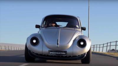 VW Beetle оснастили двигателем от суперкара