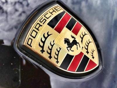 Porsche расширила планы по производству модели Taycan
